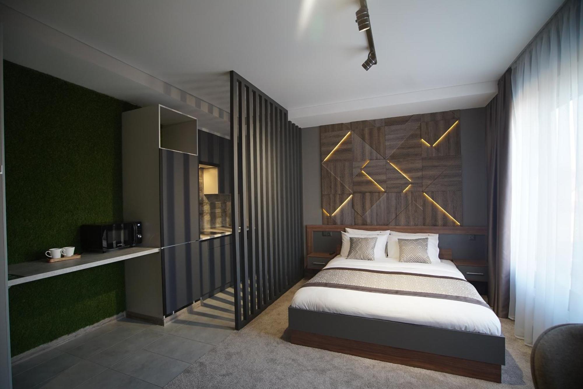 Hide Park Hotel Vinnytsia Exterior photo