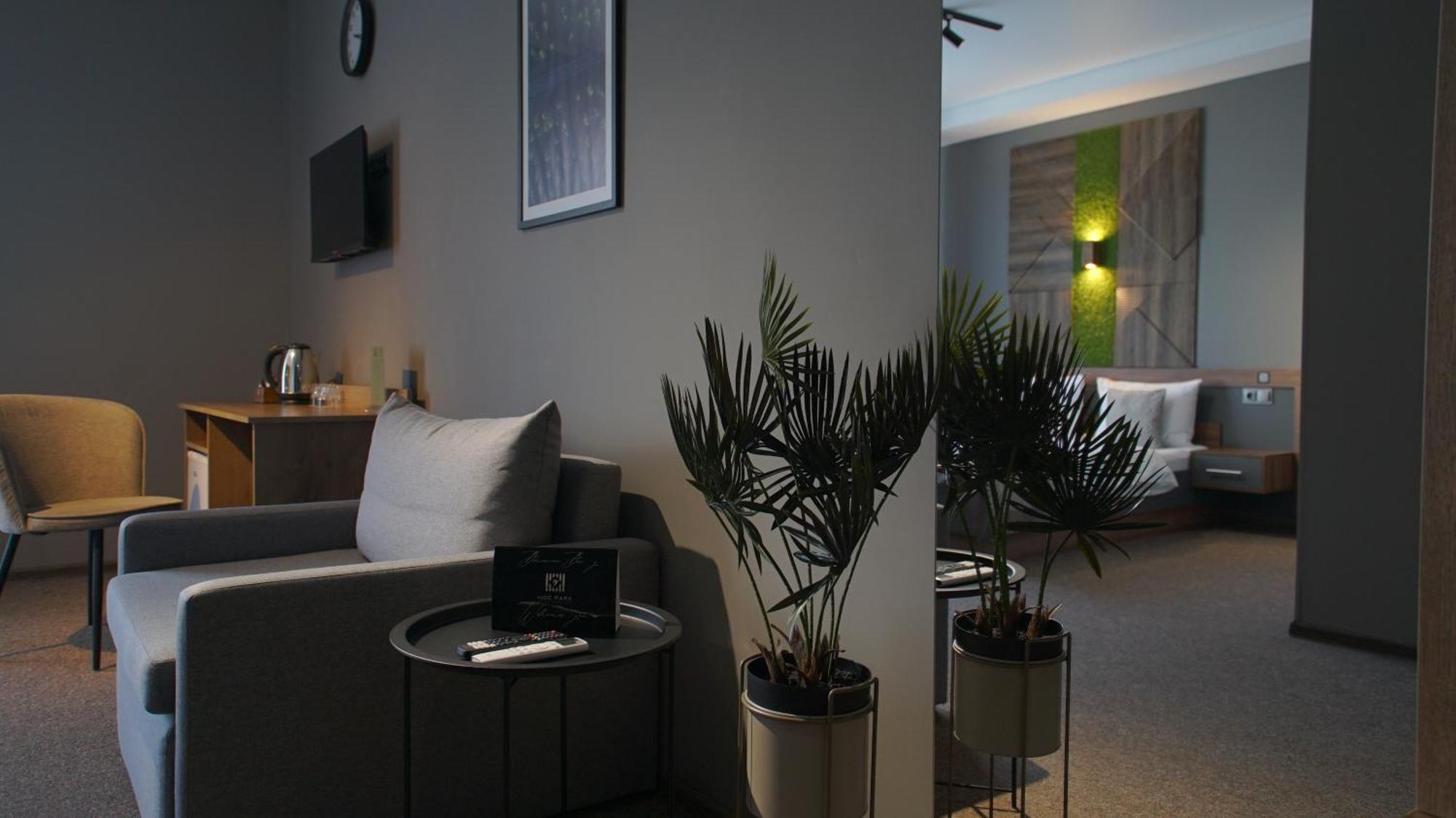 Hide Park Hotel Vinnytsia Exterior photo