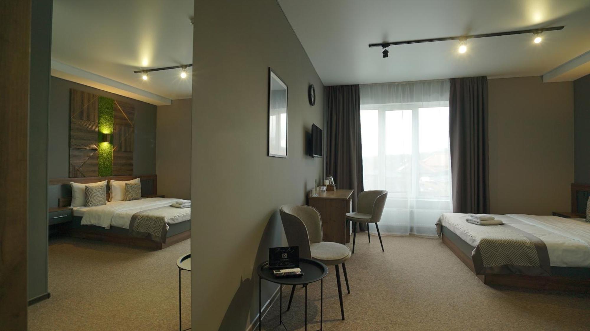 Hide Park Hotel Vinnytsia Exterior photo